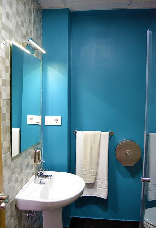Hostal Restaurante Los Mellizos Guarroman ภายนอก รูปภาพ